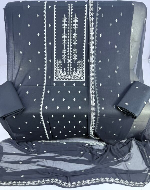 Bareeze Lawn embroidered