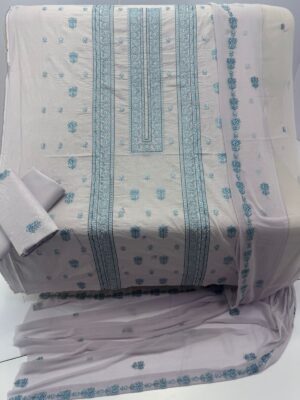WhatsApp Image 2026-04-21 at 8.02.47 PM Bareeze Lawn embroidered SE-06