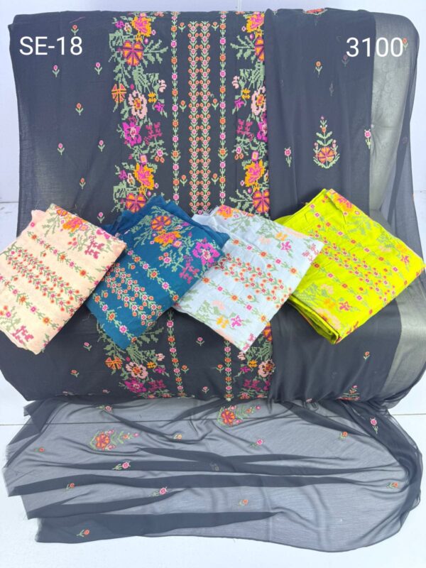 Bareeze Lawn embroidered SE-18