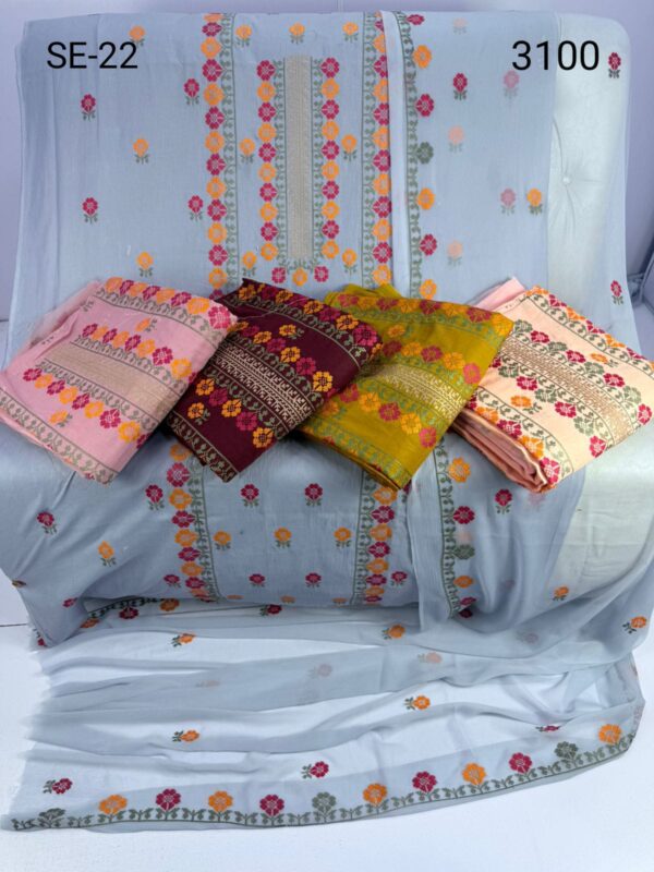 WhatsApp Image 2026-05-20 at 5.18.10 PM (1) Bareeze Lawn embroidered SE-22